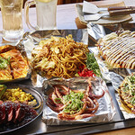 錦わらい - 料理写真:ボリューム満点の肉料理や、ビールやお酒の肴の一品など種類豊富にご用意しております。