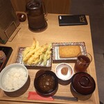 博多天麩羅 あげてんや - 海老天ぷら定食きつね(油あげ)、紀州梅、ウーロン茶