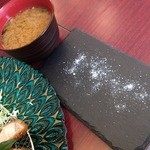 鹿児島産茶美豚ロースカツ定食（1000円）の