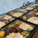 INAW/Remycheeeeese - 料理写真:おまかせお弁当（1080円～）