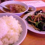 韮レバ炒め定食：650円