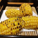 日和屋 豆蔵 - 焼きとうもろこし