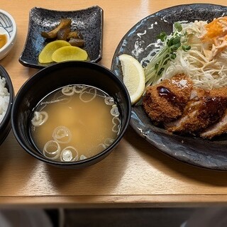 越後とんかつ人参亭_0