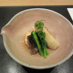 新宿割烹 中嶋 - 煮物　(筍・鯛の子・身欠きにしんの戻し・つくね・菜の花）