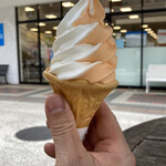 北海道うまいもの館 - 料理写真:ミックス¥400 暑すぎて秒で溶け出します(´∀`=)