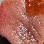 魚力海鮮寿司 - 料理写真:やま幸のマグロの表情。