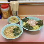 ラーメンショップ - 料理写真:ネギつけ（中）¥1000、ネギライス¥200