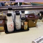 はま寿司 - お醤油が何種類も