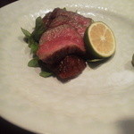 りょうりや 御旅屋 - 黒毛和牛　はねした焼