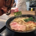 鍾馗 - 利尻昆布塩ラーメン、チャーシュー激ウマ☆