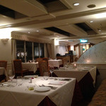 サイプレス軽井沢 - レストラン店内