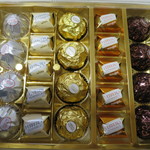 The Cocoa Trees - Ferrero Golden Gallery