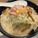 リンガーハット - 料理写真:野菜たっぷりちゃんぽん