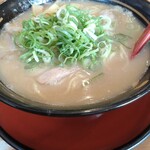 豚旨うま屋ラーメン - 料理写真: