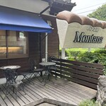 パン工房 モンタナ - くつろぎのテラス席も、藤山完備m(._.)m