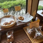 パン工房 モンタナ - いつも、残り少ない時しか、寄ってネーガンT^T