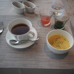 レストランKEI - 本日のポタージュスープ、紅茶