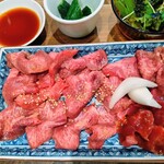 炭火焼肉 久 - 