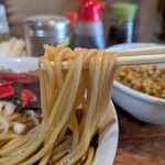 ながい - 麺ズーム