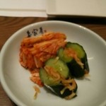 韓国旬彩料理 妻家房 - キムチ