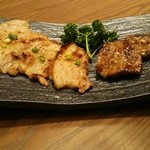 韓国旬彩料理 妻家房 - 牛のワイン漬けとサムギョムサル