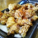 馬ホルモン800円 には 是非七味を