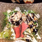 Kachou Fuugetsu - 茄子、黒豚ハム、水菜、レタスのサラダ