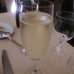 アンティーカ・トラットリーア・ノスタルジーカ - プロセッコドライ700円