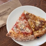 セブンイレブン - 料理写真:ハンディピザ マルゲリータ / 照り焼きチキン