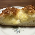 ルパ - 料理写真:9種のとろけるチーズフランス(ハーフ)@273円+税