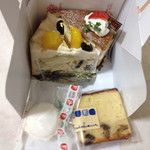 フレシュール - 黄粉と黒豆のケーキ、紅茶ケーキ、お酒マカロン、クルミケーキ