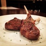 Grilled lamb chop (1 piece)