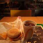 マクドナルド - ドリンク写真:ソーセージマフィン コンビ