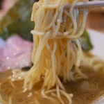 麺道楽 神楽や - 麺リフトアップ