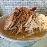 ラーメン豚好 - 黒脂、野菜、ニンニク