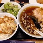 来々軒 - 料理写真:小さめラーメンと小さなカツ丼セット