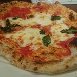 Pizzeria&Bar 次男房 - マルゲリータ