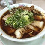 親爺 - ラーメン親爺のチャーシューメン白身900円（15.01）