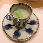 鮨 心白 - 新じゃがのすり流し、帆立の紐・肝、はまぐりの出汁