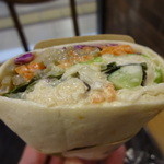 スターバックス・コーヒー - サラダラップ根菜チキン：280円外税