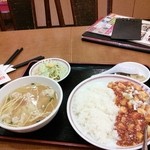 香港亭 - マーボ丼セット
            