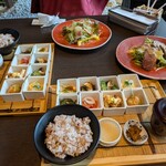 ダイナミックキッチン＆バー 燦 - 