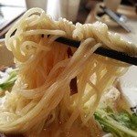 らーめん錦 - 2015/3 トロ玉らーめん塩/ツルツルッとストレートな中細麺