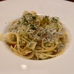 CHEF’S SPECIAL TOKYO - しらすとチェリートマトのペペロンチーノ