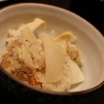 日本料理 徳ふくしま - 筍とおじゃこの土鍋御飯（のはず）