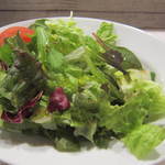 ピッツェリア　イルソーレ　天サン - ピッツアランチ：サラダ・ピッツアマルゲオーロ・珈琲付き：1090円(’15.03)