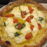 ピッツェリア　イルソーレ　天サン - ピッツアランチ：サラダ・ピッツアマルゲオーロ・珈琲付き：1090円(’15.03)