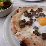 窯蔵 - ランチサラダとピザ