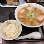 喜多方ラーメン 坂内 - 料理写真: