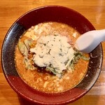 アイリスラーメン - チーズでトマト担々麵